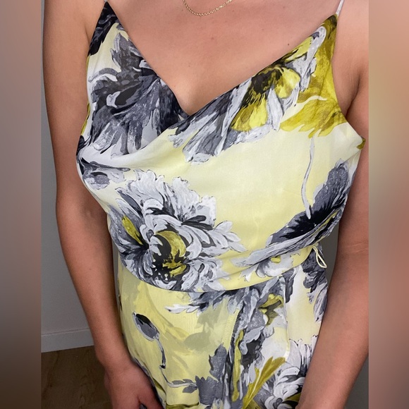 Julian Taylor Yellow Floral Dress with Ruffles - Picture 4 of 6